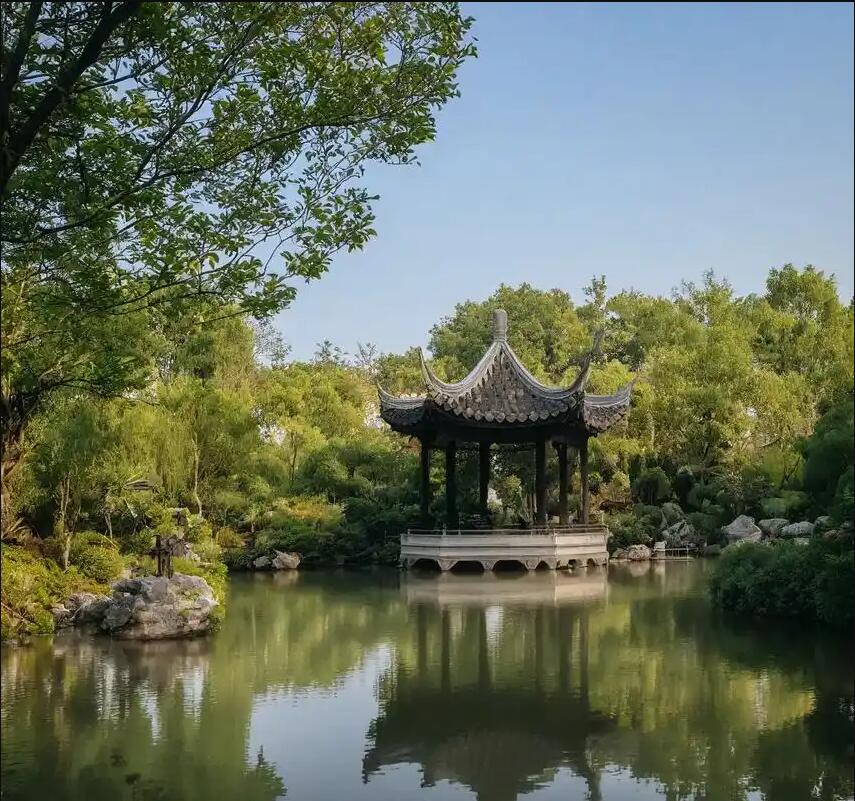 大连凌雪餐饮有限公司